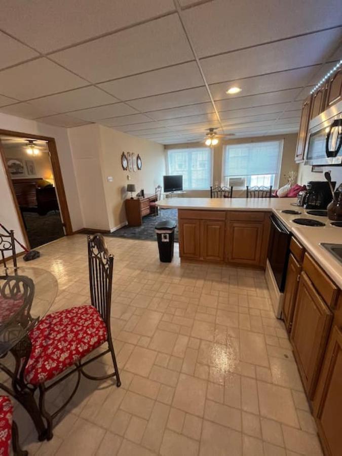 Apartment Spacious Near Guthrie Packer Sayre