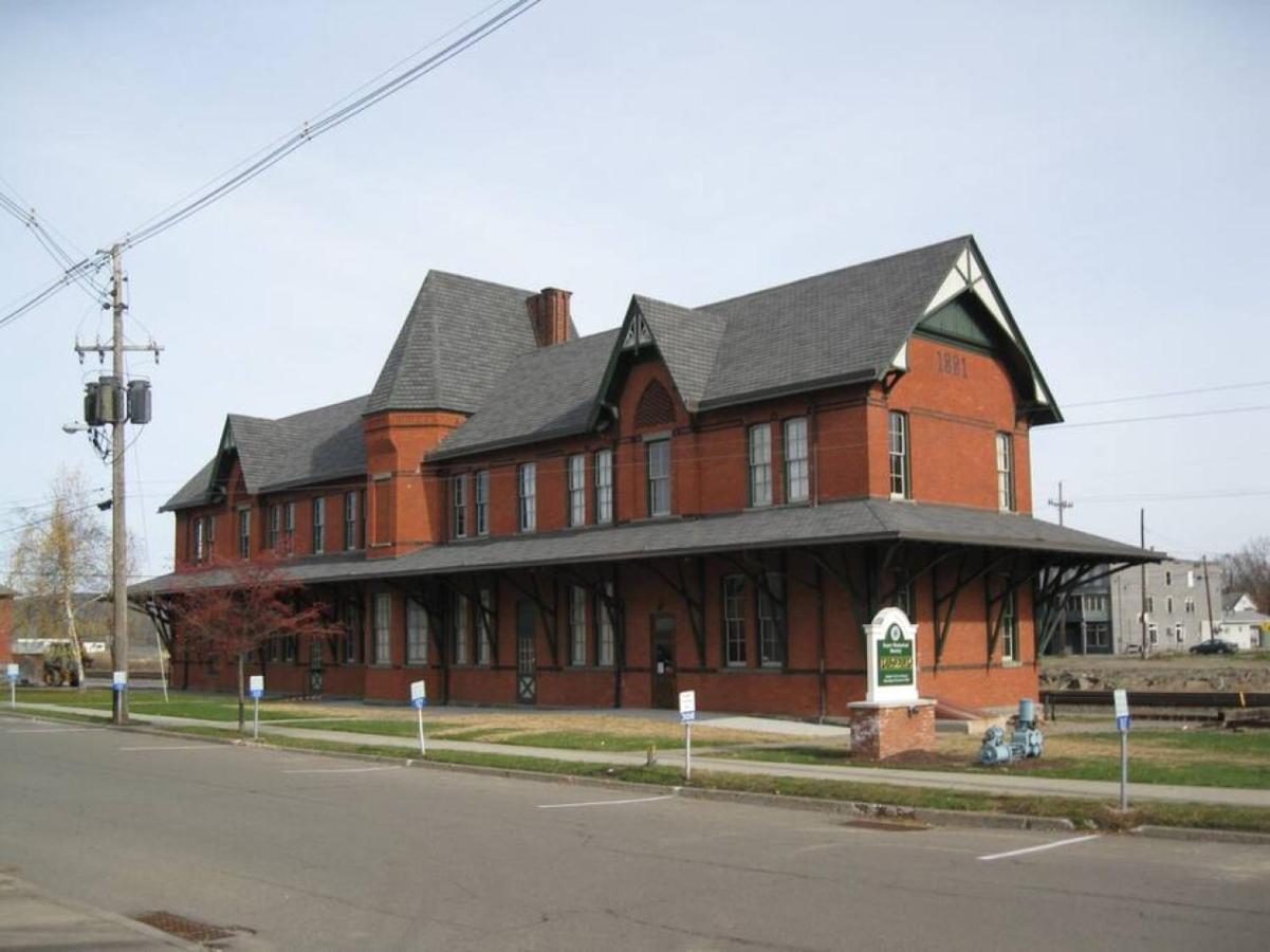 Apartment Spacious Near Guthrie Packer *